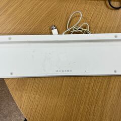 Apple Keyboard A1243（テンキー付き USB有線）の画像