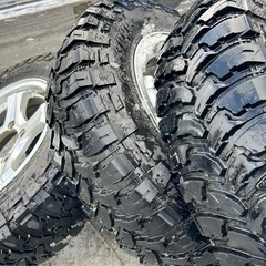 アルミホイール　タイヤの画像