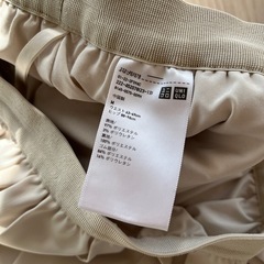 UNIQLO プリーツスカートの画像