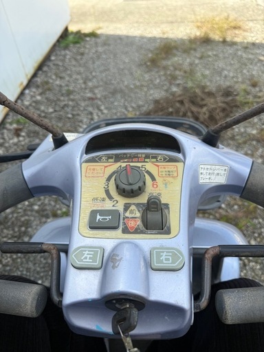 電動カート セニアカー SUZUKI スズキ 電動車　パーツ　
　SUZUKI ET4Fシルバーカー電動車いす現状販売　
