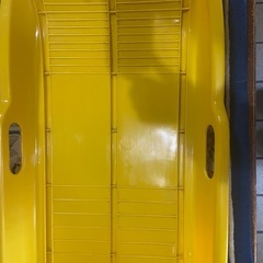 そり(黄)の画像