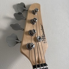 Bullfighterエレキベースセットアクセサリーセット付きの画像