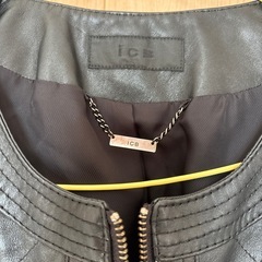 皮ふく服の画像