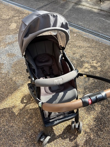 Aprica カルーンエアー　両対面