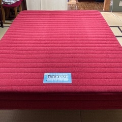 セミダブルベッドの画像