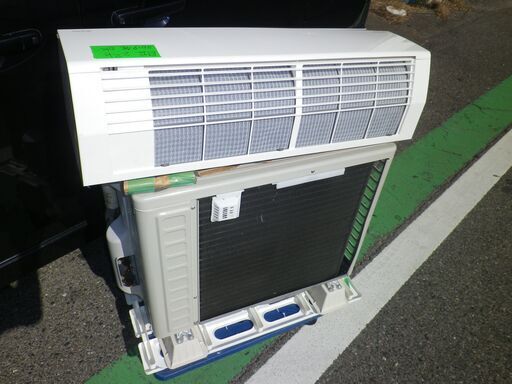 日立 6～8畳用エアコン RASーA22J-W 2019年 ステンレスクリーン