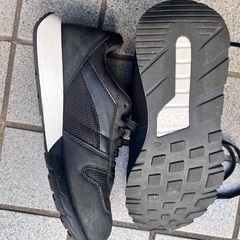 ZARA  ザラ スニーカー ランニングシューズの画像