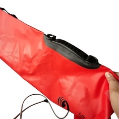 ドラム型の防水バッグの画像