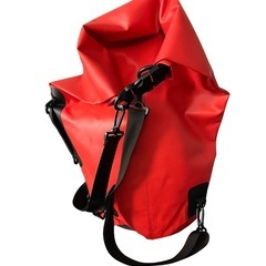 ドラム型の防水バッグの画像