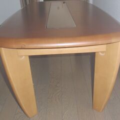 リビングテーブルの画像