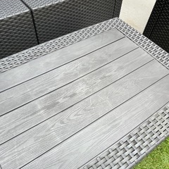 ガーデンチェア・テーブル4点セットの画像