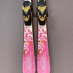 子供用　スキー板・ブーツ　の画像