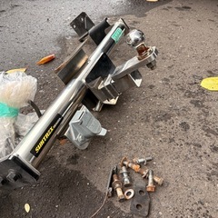 ランドクルーザープラド150  ヒッチメンバー　ステン
の画像