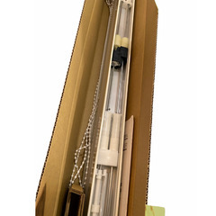 【美品・定価13万円以上！】ハニカムスクリーン　遮光　カーテンの画像