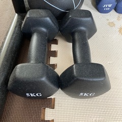 筋トレグッズ10点の画像