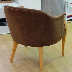 ①一人掛けチェア 幅63×奥行70×高さ76cm ファブリック×木 ブラウン ラウンジチェア 椅子 いす イス 札幌市 清田区 平岡の画像