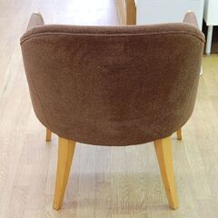 ①一人掛けチェア 幅63×奥行70×高さ76cm ファブリック×木 ブラウン ラウンジチェア 椅子 いす イス 札幌市 清田区 平岡の画像