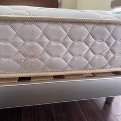 【終了】フランスベッド日本製シングルマットレス2枚の画像