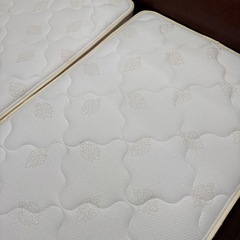 【終了】フランスベッド日本製シングルマットレス2枚の画像