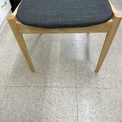 ★リユースのサカイ高崎店★TJ13283 (株)コスパクリエーション 椅子 グレー H40.5×D47×W48.5 クリーニング済みの画像