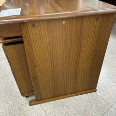 ★リユースのサカイ高崎店★TJ13284  学習机 茶 H73×D67×W99 クリーニング済みの画像