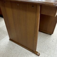 ★リユースのサカイ高崎店★TJ13284  学習机 茶 H73×D67×W99 クリーニング済みの画像