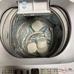 I 2511-159 ハイセンス4.5kg洗濯機　HW-E4504 動作確認済み　キズ汚れ有りの画像