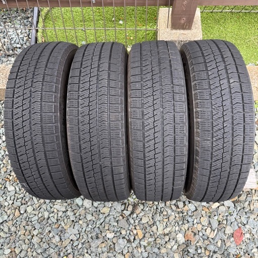 185/65R15 ブリヂストンBLIZZAK VRX2 スタッドレスタイヤ 4本 シエンタ ノート bBフリード ティーダ