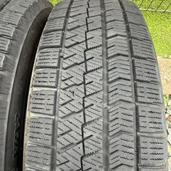 185/65R15 ブリヂストンBLIZZAK VRX2 スタッドレスタイヤ 4本 シエンタ ノート bBフリード ティーダの画像