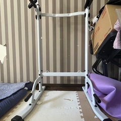 ぶら下がり健康器 懸垂 チンニングの画像