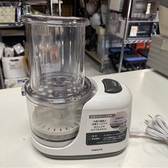 YAMAZEN　山善　YFB-D252　電動大根おろし器　2022年製　ホワイト　すりおろしリンゴ　りんご　林檎　稼働確認済　①の画像