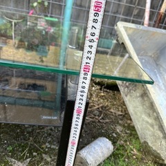 ガラステーブルの画像