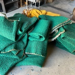 引越し作業用養生マットと毛布の画像