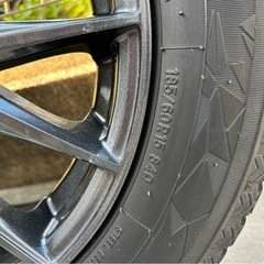 スタッドレスタイヤ　4本セットの画像