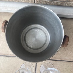 ワイングラス、ワインクーラーの画像