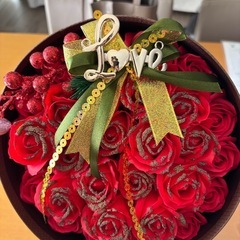 薔薇の置き物の画像