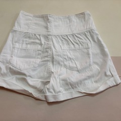 ショートパンツ　白　Ｓの画像
