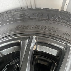 スタッドレスタイヤ4本セット　1シーズンのみ使用の画像