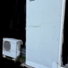 古いエコキュート　薄型460L 少し不調の画像