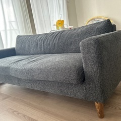 3人掛けソファ　の画像