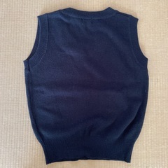 子供ベスト　サイズ110の画像