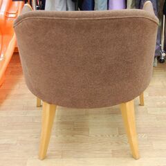 ②一人掛けチェア 幅63×奥行70×高さ76cm ファブリック×木 ブラウン ラウンジチェア 椅子 いす イス 札幌市 清田区 平岡の画像