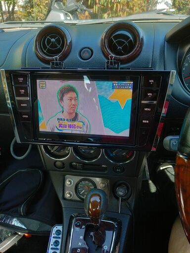 【コペン所有者必見】パナ製８インチフルセグカーナビCN-LR800D(地図ﾃﾞｰﾀｰ2014年版)はいかが