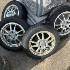 タイヤホイールの画像