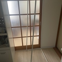 ハンガーラックの画像