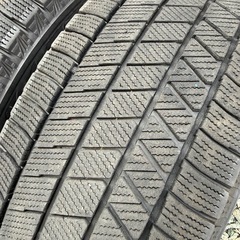 225/60R17ブリヂストンBLIZZAK VRX3　スタッドレスタイヤ4本 アルファード ヴェルファイア エスティマほか他  の画像