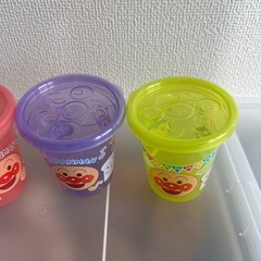 アンパンマンのプラコップ×4×4の画像