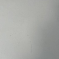 IKEAデスク　幼児用お絵描き机に最適の画像