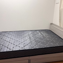 【ほぼ未使用】セミダブル　ベッド＋マットレスの画像