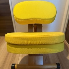 姿勢矯正椅子の画像
